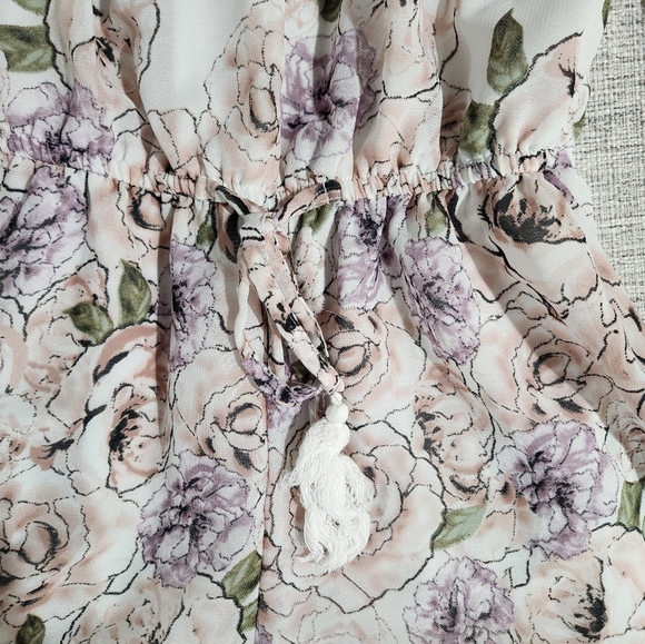 Romper - Picture 2 of 5